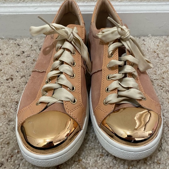 💎UGG Evangeline pink/gold sneakers size 15. - Picture 5 of 16